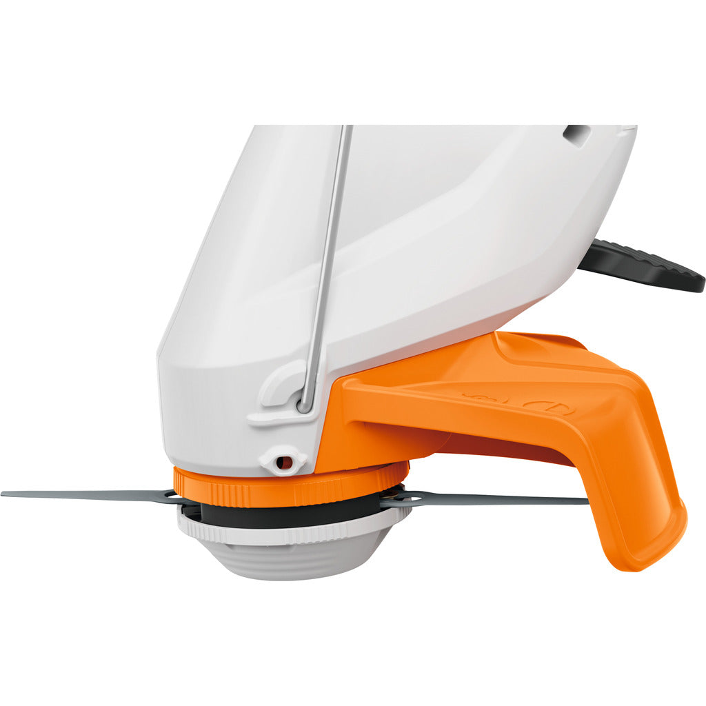 Stihl cordless trimmer FSA 30 / with AS 2 battery and charger