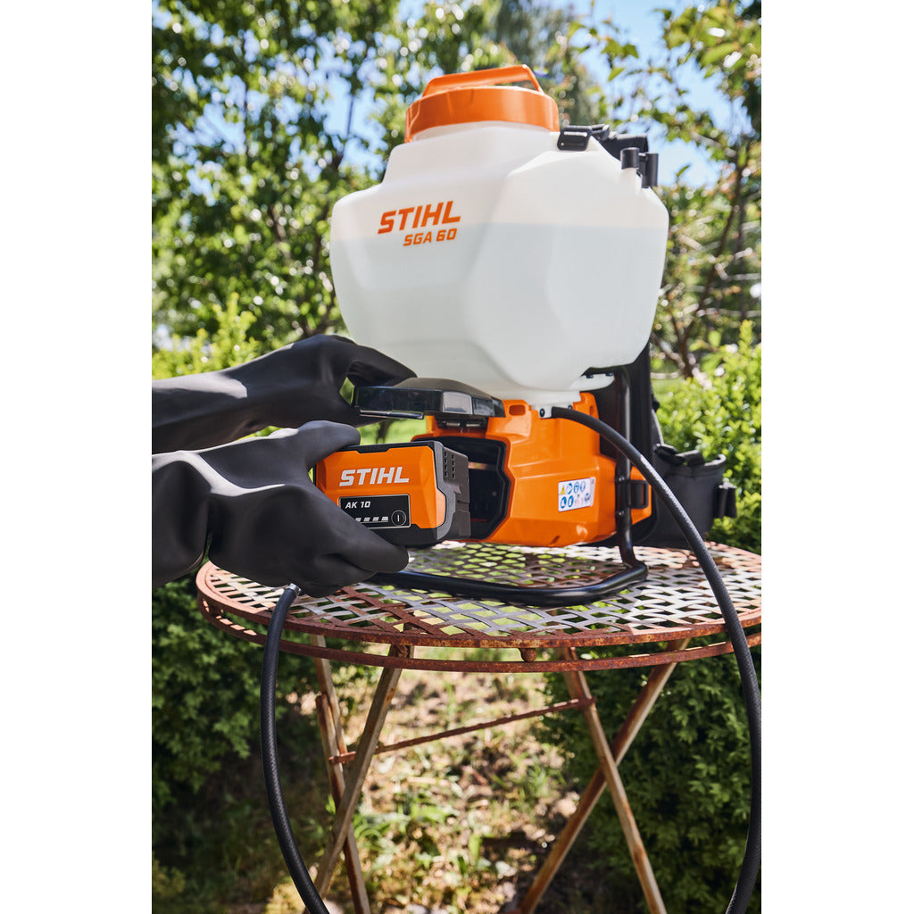 Stihl Akku-Spritzgerät SGA 60 / mit Akku AK 20 und Ladegerät AL 101