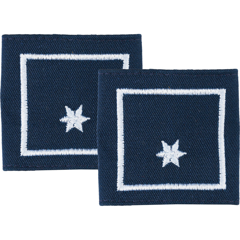 Aufschiebeschlaufen V / weiß bestickt