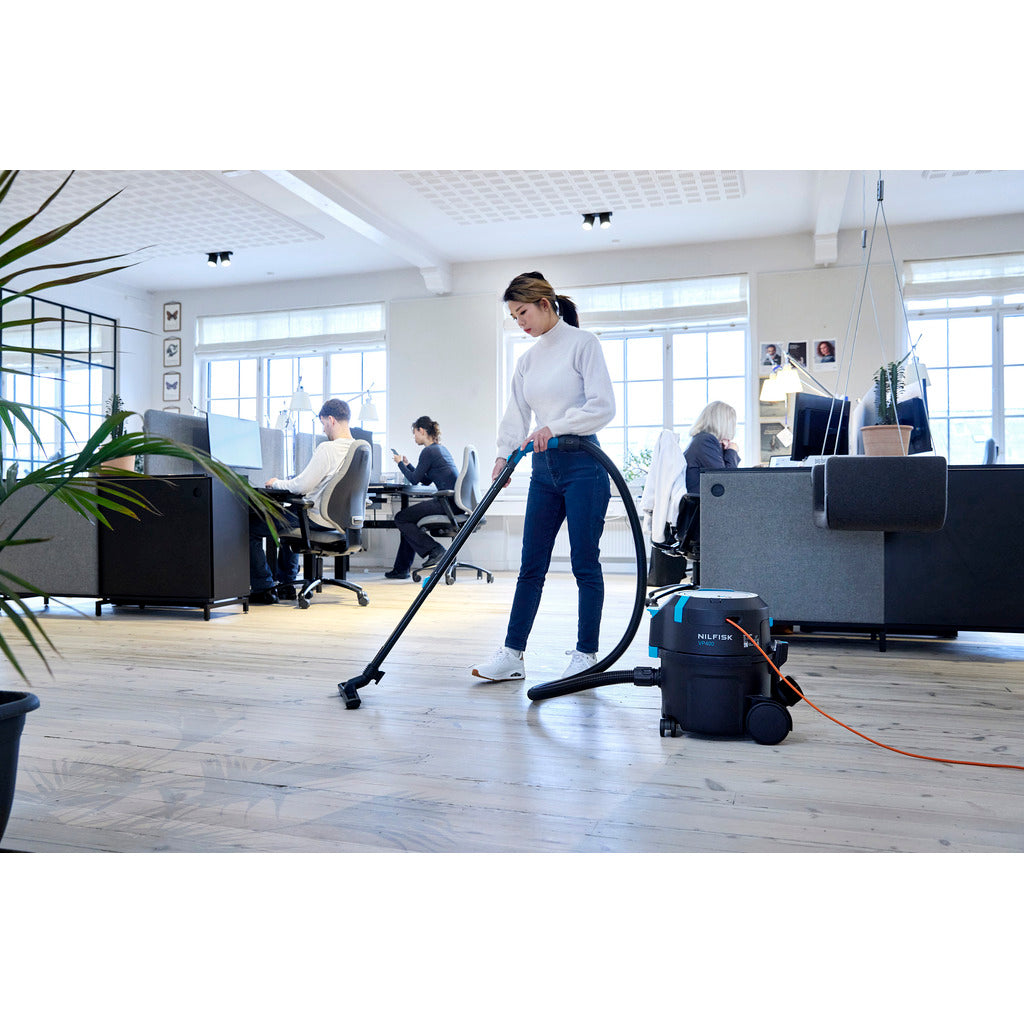 Nilfisk commercial vacuum cleaner VP400 HEPA XT EU