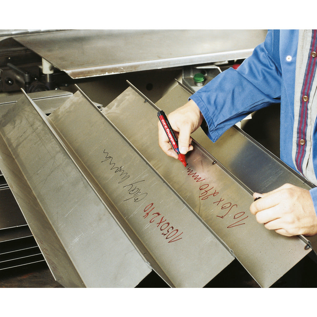 Permanent marker 330