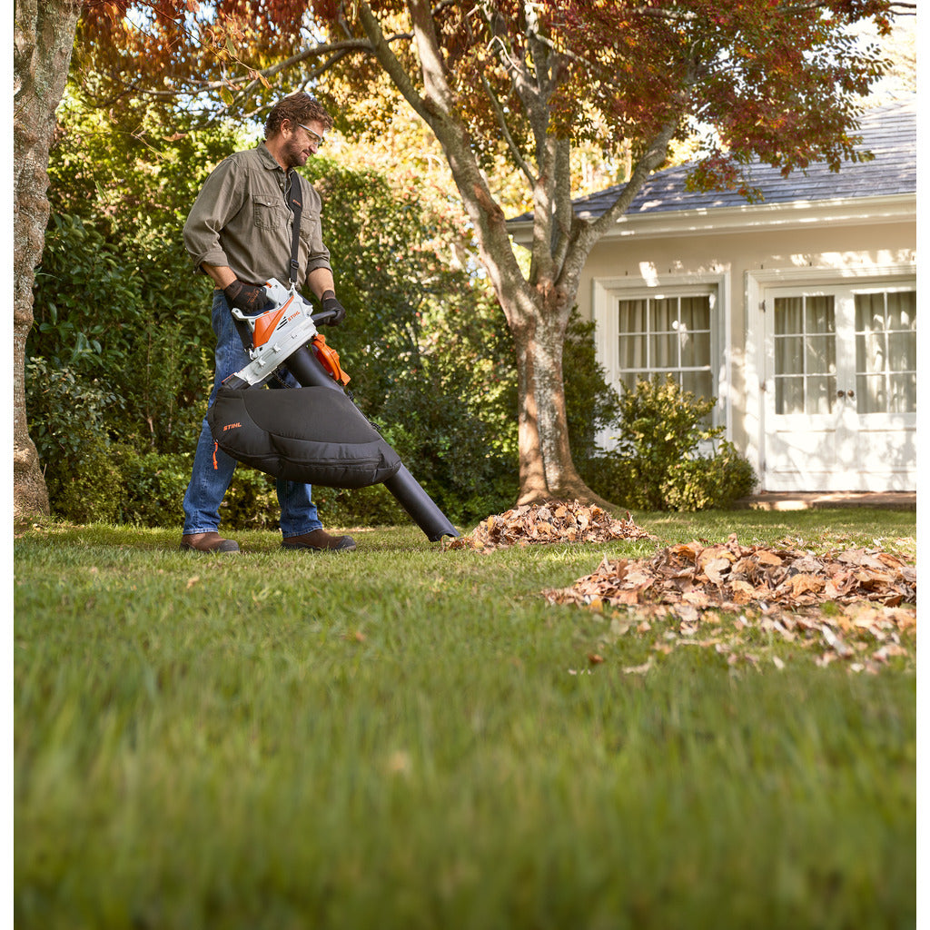 Stihl Akku-Saughäcksler SHA 56 / mit AK 20 und Ladegerät AL 101