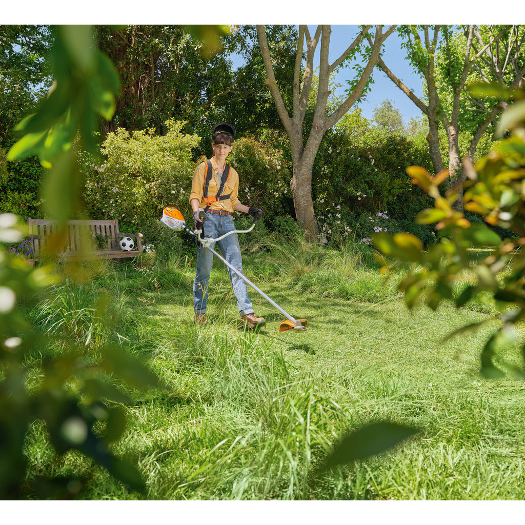 Decespugliatore a batteria Stihl FSA 80 / con batteria AK 30 e caricabatteria
