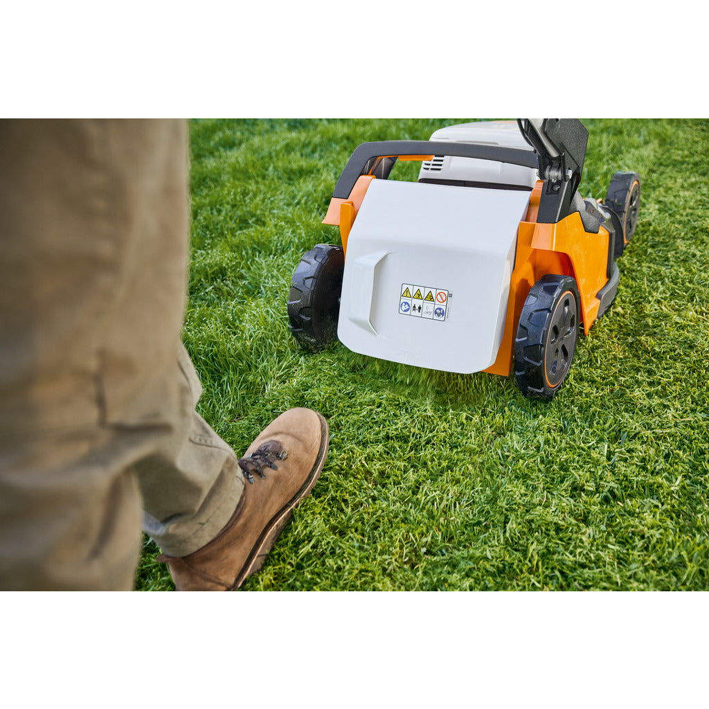 Stihl cordless lawn mower set RMA 448 V / with AK 30 S battery and charger
