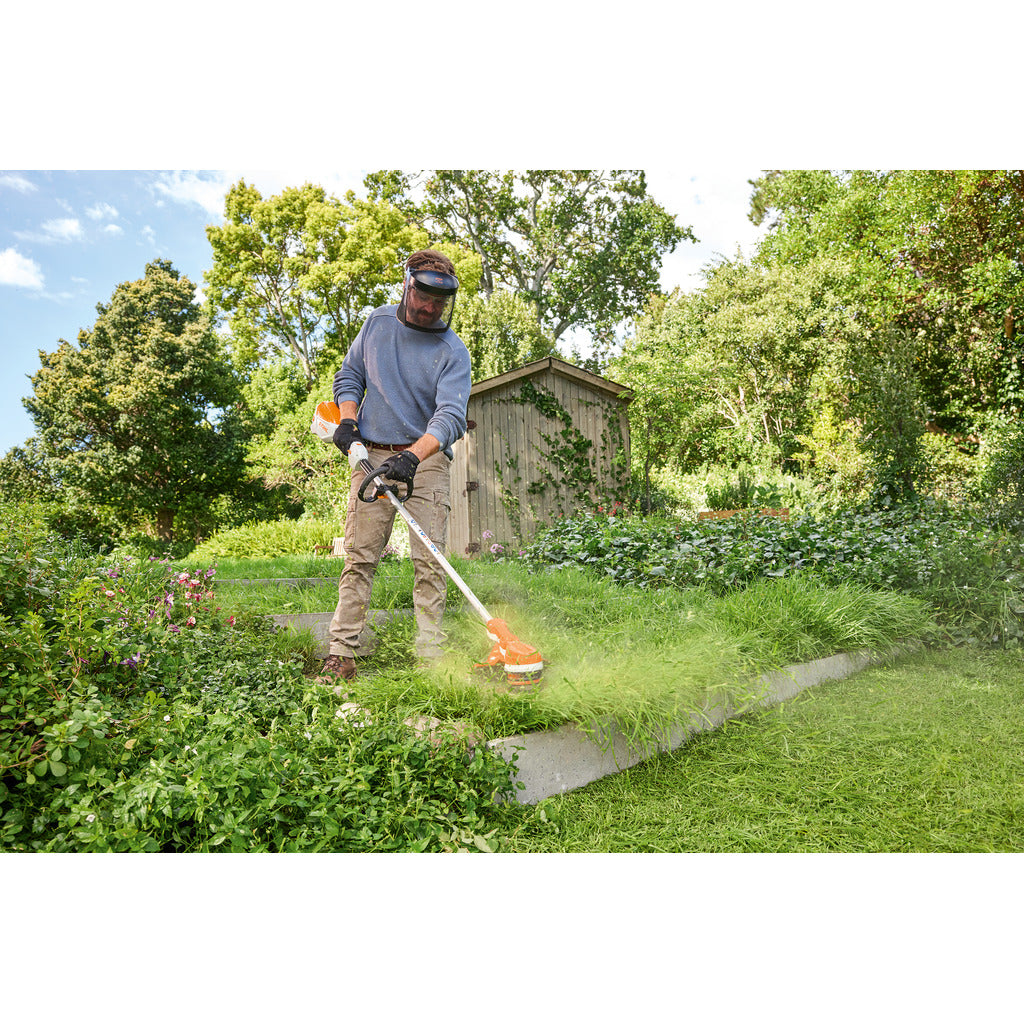 Stihl Akku-Motorsense FSA 70 R / mit Akku AK 20 und Ladegerät AL 101