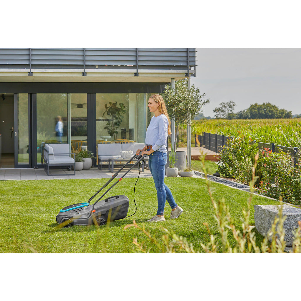 Gardena electric lawn mower PowerMax 32/1200 G2