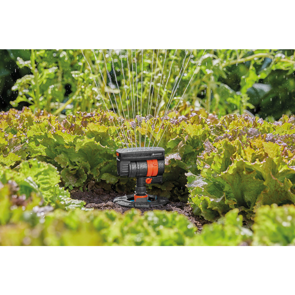 Pipeline oscillating sprinkler