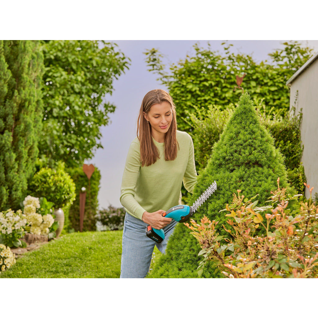 Gardena Akku-Gras- und Strauchschere PowerCut / Ready-To-Use Set