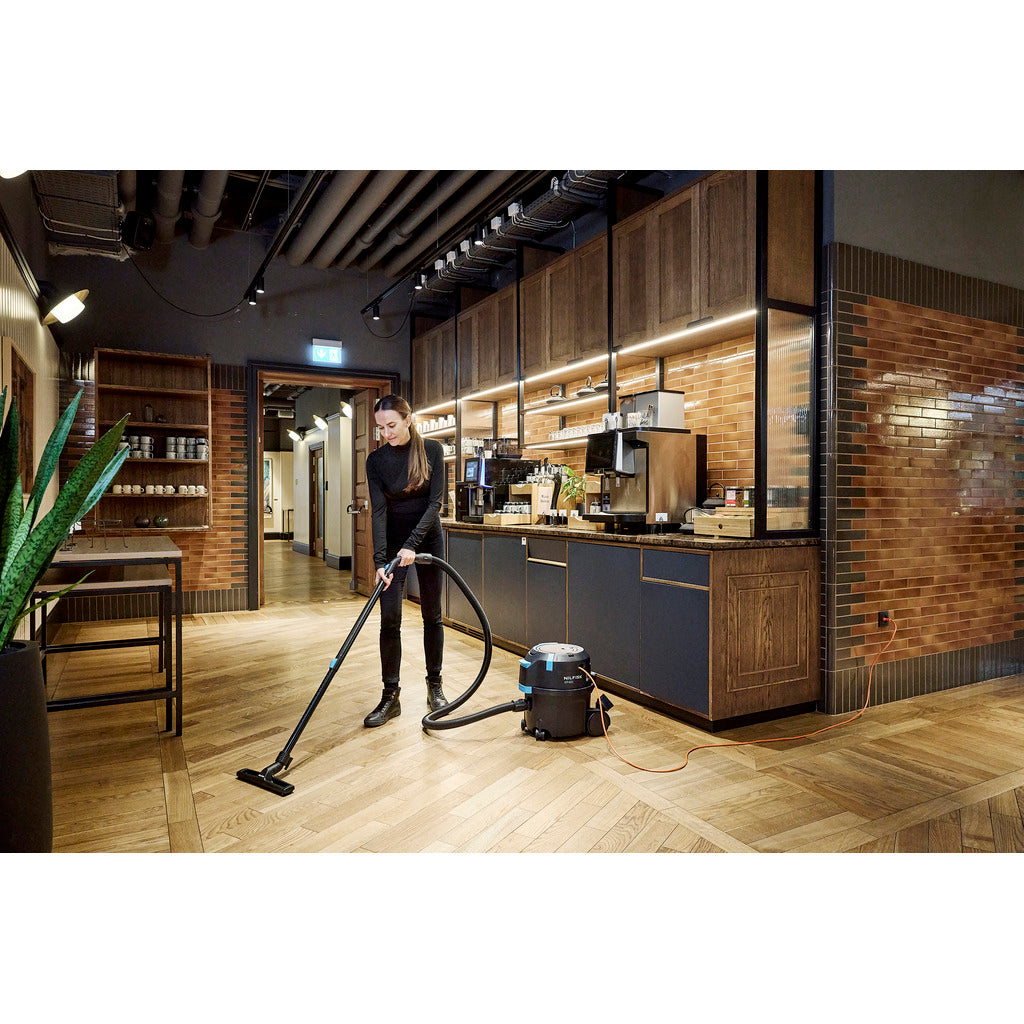 Nilfisk commercial vacuum cleaner VP400 HEPA XT EU