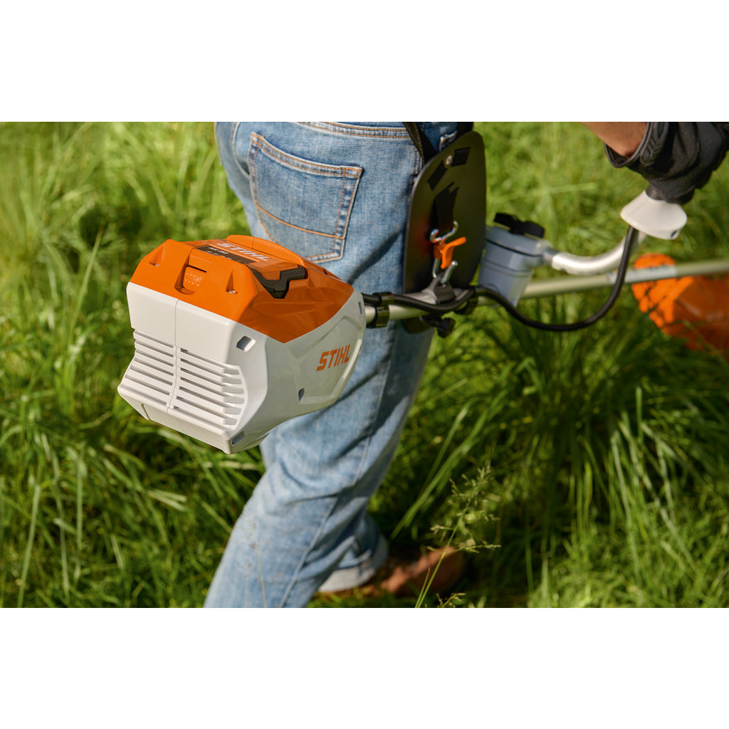 Decespugliatore a batteria Stihl FSA 80 / con batteria AK 30 e caricabatteria