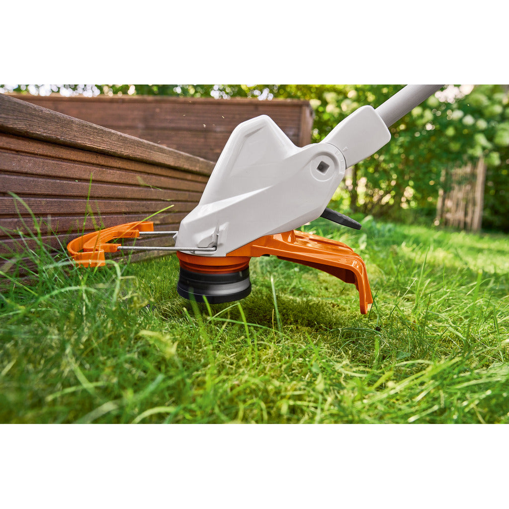 Stihl Akku-Motorsense FSA 50 / mit Akku AK 20 und Ladegerät AL 101