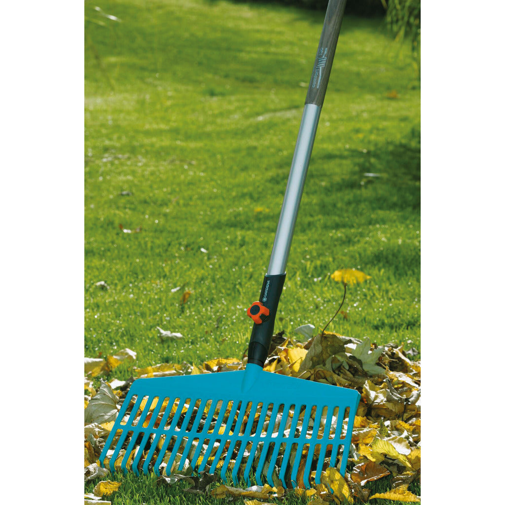 Gardena combisystem complete package (joint scraper + rake + cultivator + handle)