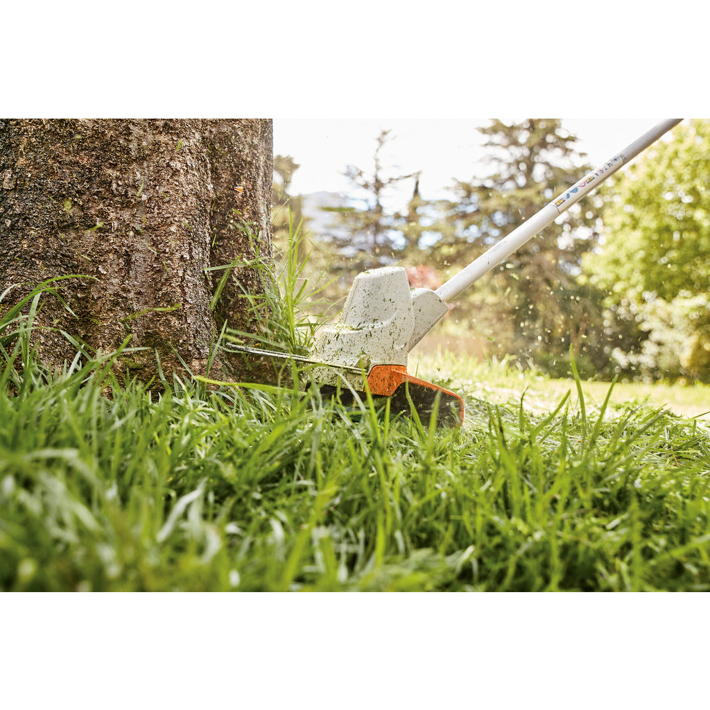 Stihl cordless brush cutter FSA 57 / with AK 10 battery and charger