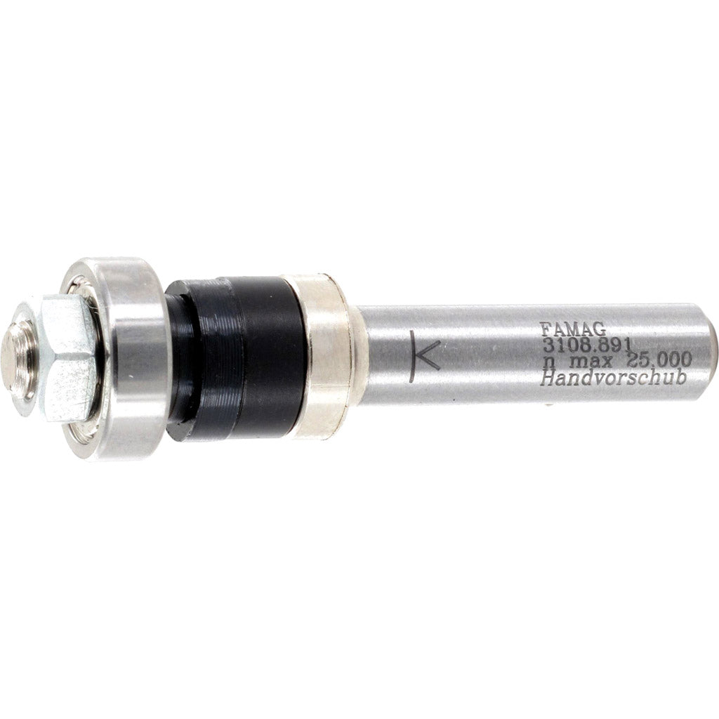 Mounting shaft for disc groove cutter