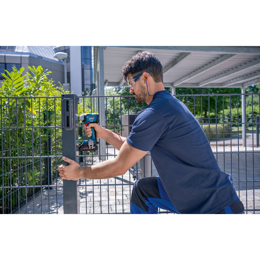 Cordless impact wrench GDS 18V-330 HC