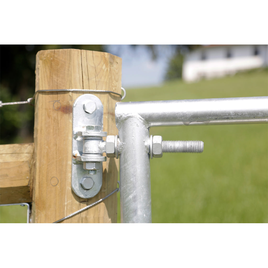 Adjustable pasture gate