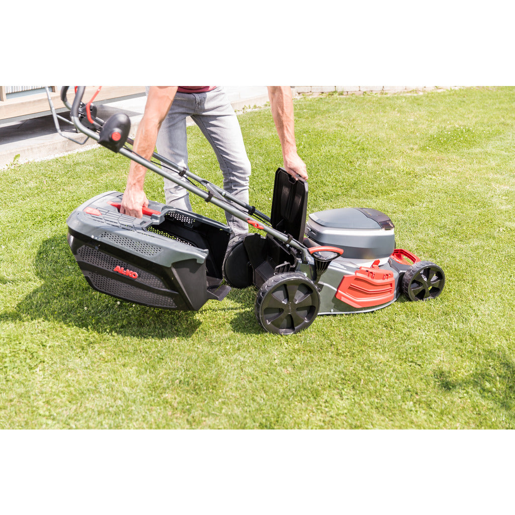 AL-KO cordless lawn mower Premium 512 Li VS-W / with 2 batteries and charger