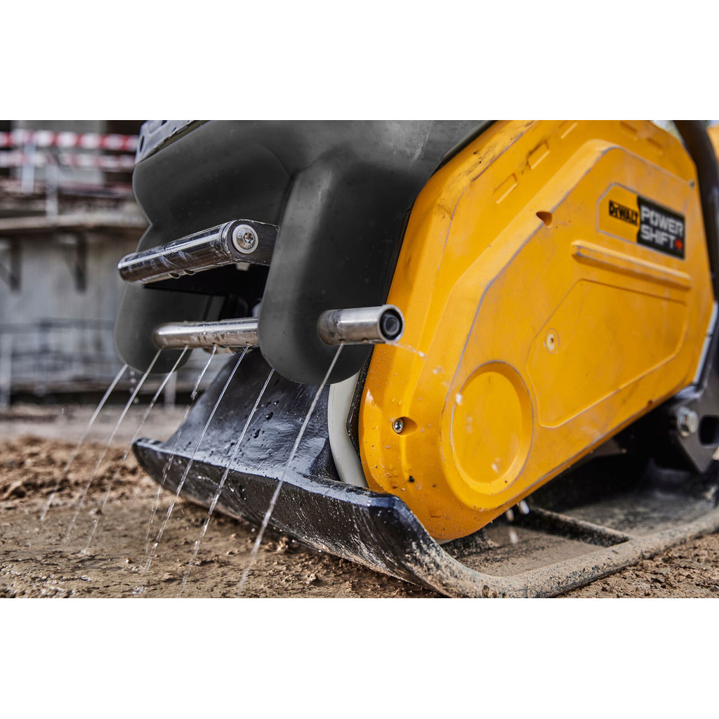 POWERSHIFT battery-powered vibratory plate DCPS7154N-XJ