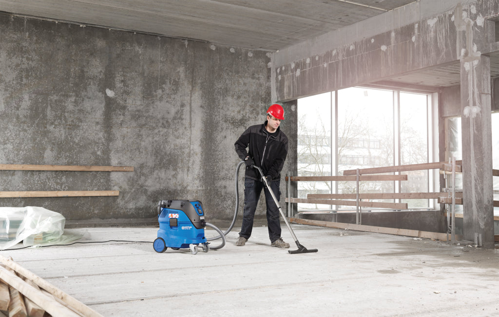 industrial vacuum cleaner