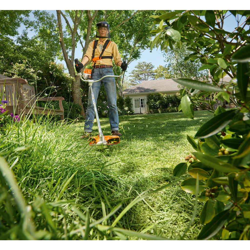 Decespugliatore a batteria Stihl FSA 80 / con batteria AK 30 e caricabatteria