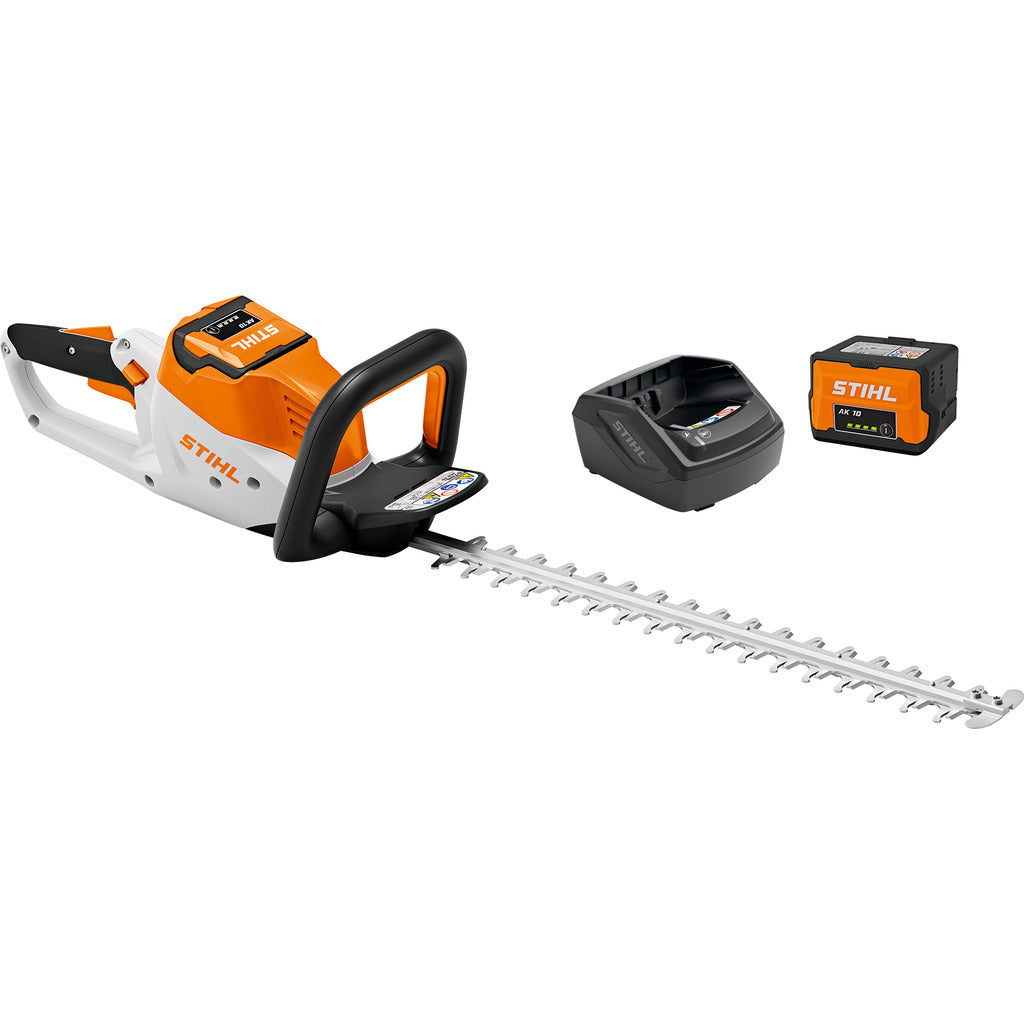 Stihl cordless hedge trimmer HSA 50 / with AK 10 battery and charger