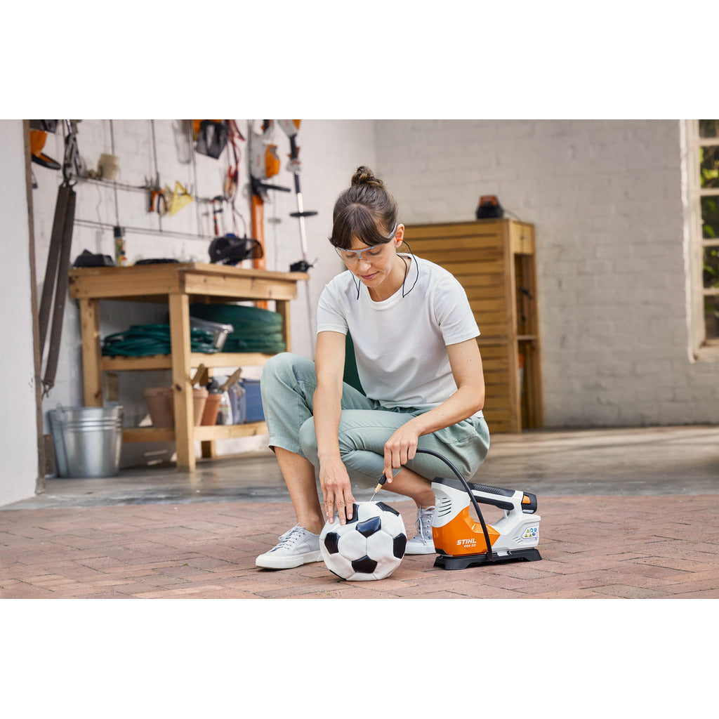 Stihl KOA 20 cordless compressor with AS 2 battery and charger