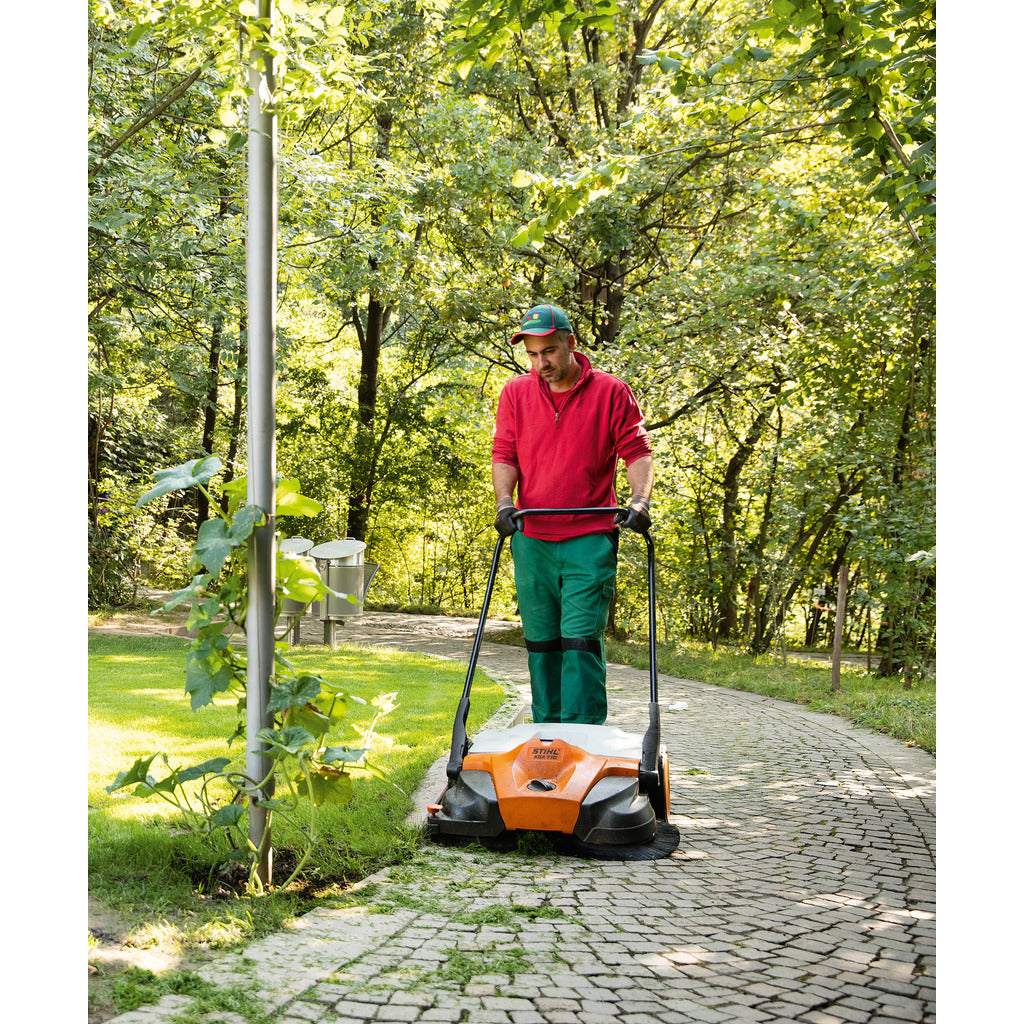 Stihl cordless sweeper KGA 770 / without battery and charger