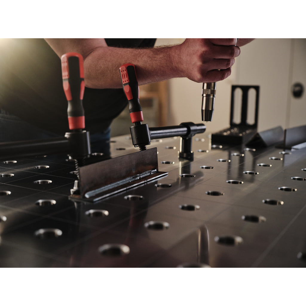 3D standard welding and clamping table / system 28 mm