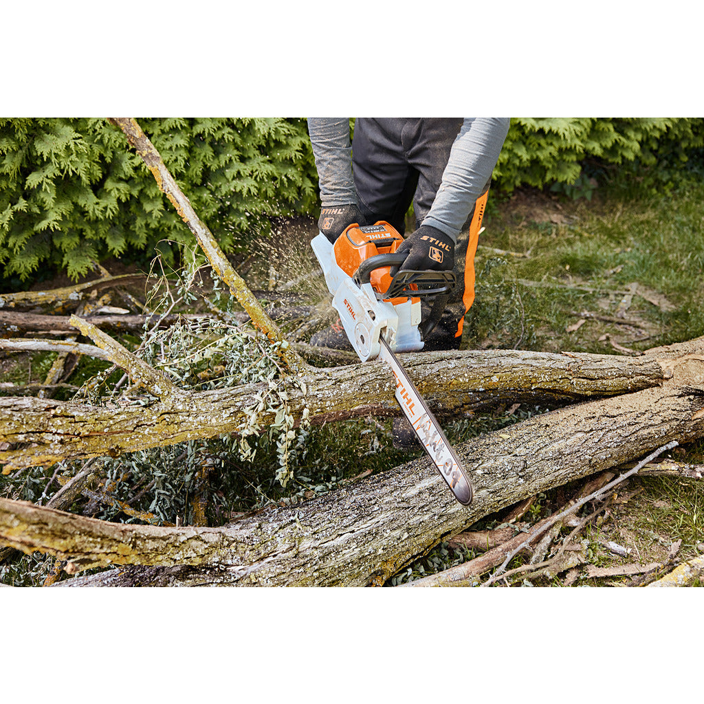Stihl cordless chainsaw MSA 220 CB / without battery and charger