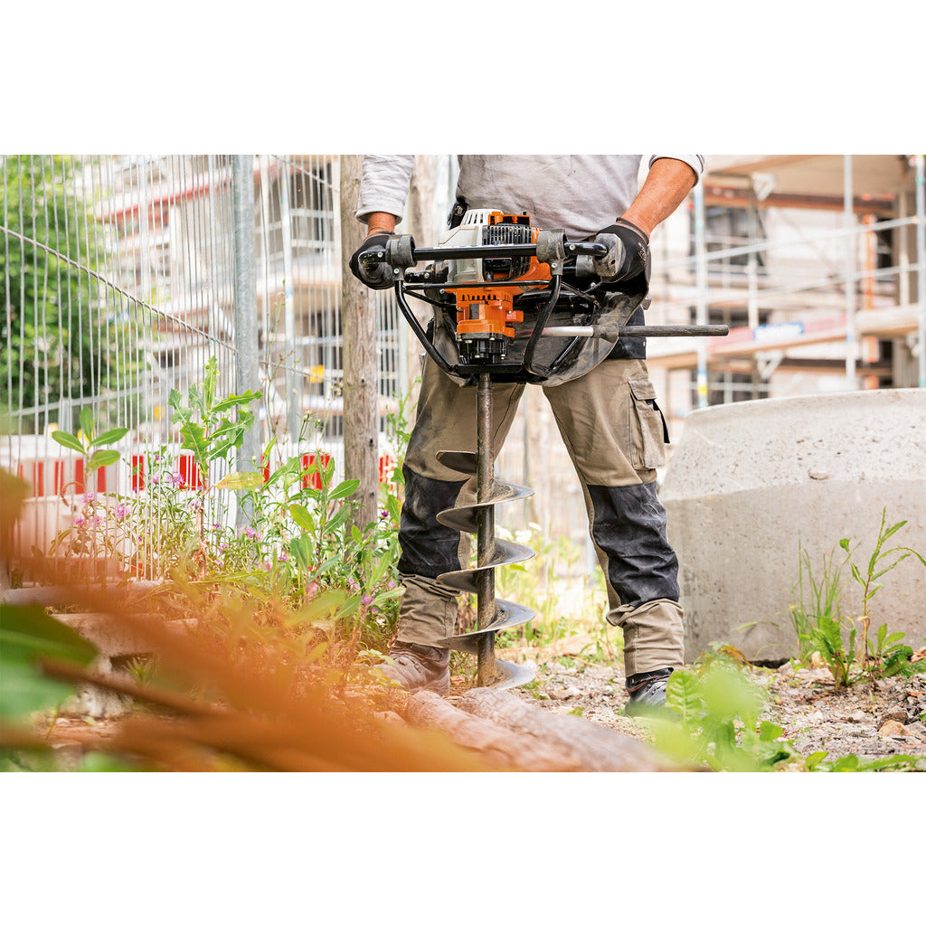 Stihl earth drill BT 131 / one-man