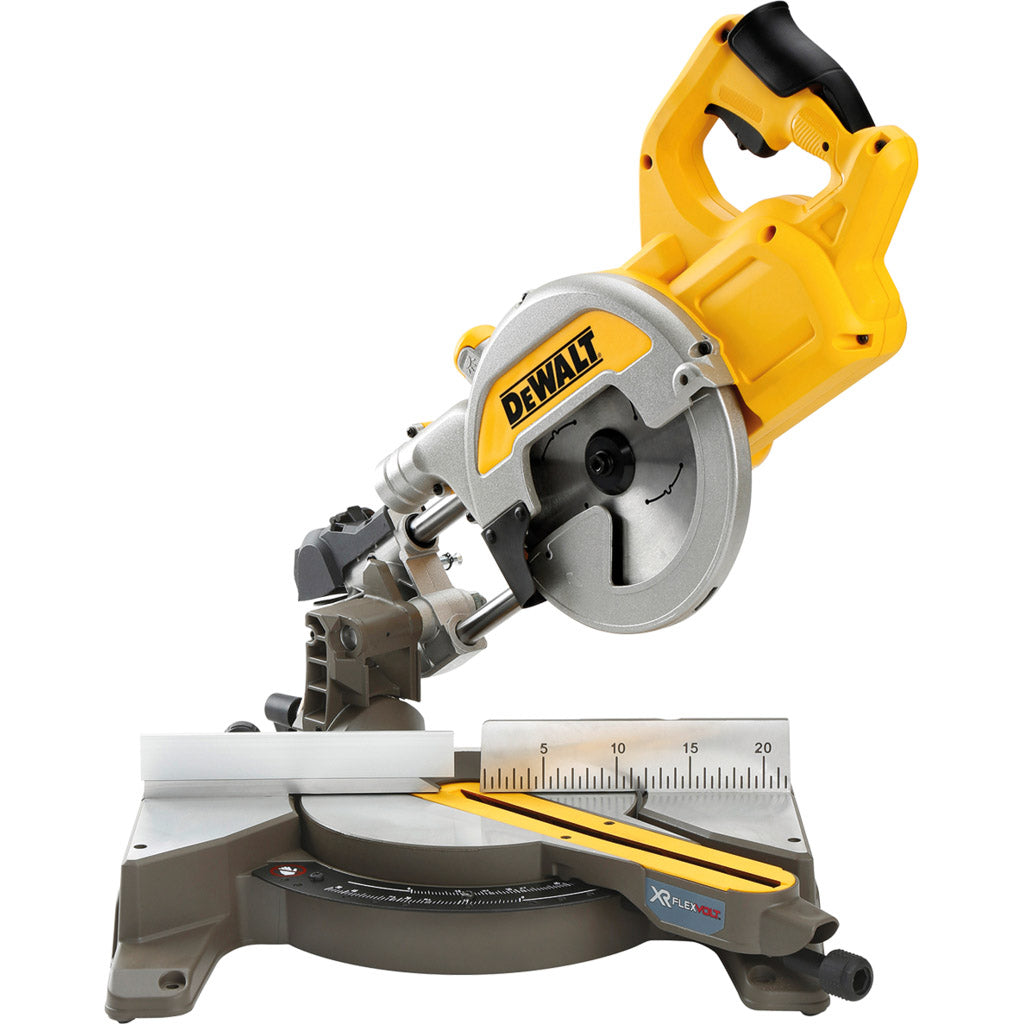 Cordless panel saw DCS 777N