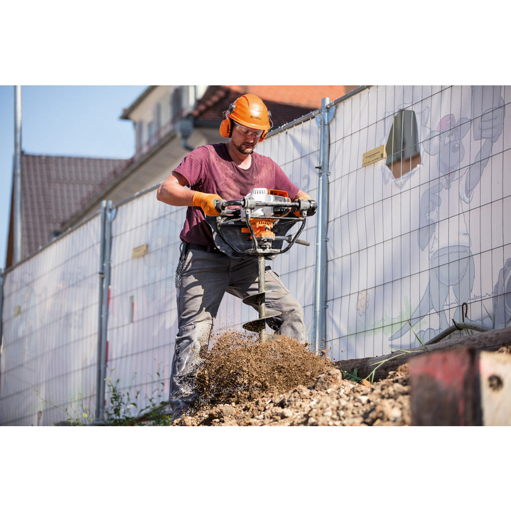 Stihl earth drill BT 131 / one-man