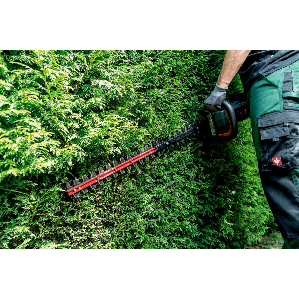 Cordless hedge trimmer HS 18 LTX BL 65 / without battery and charger