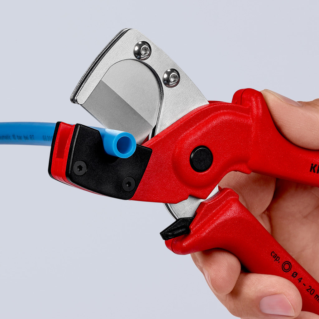 Pipe cutter
