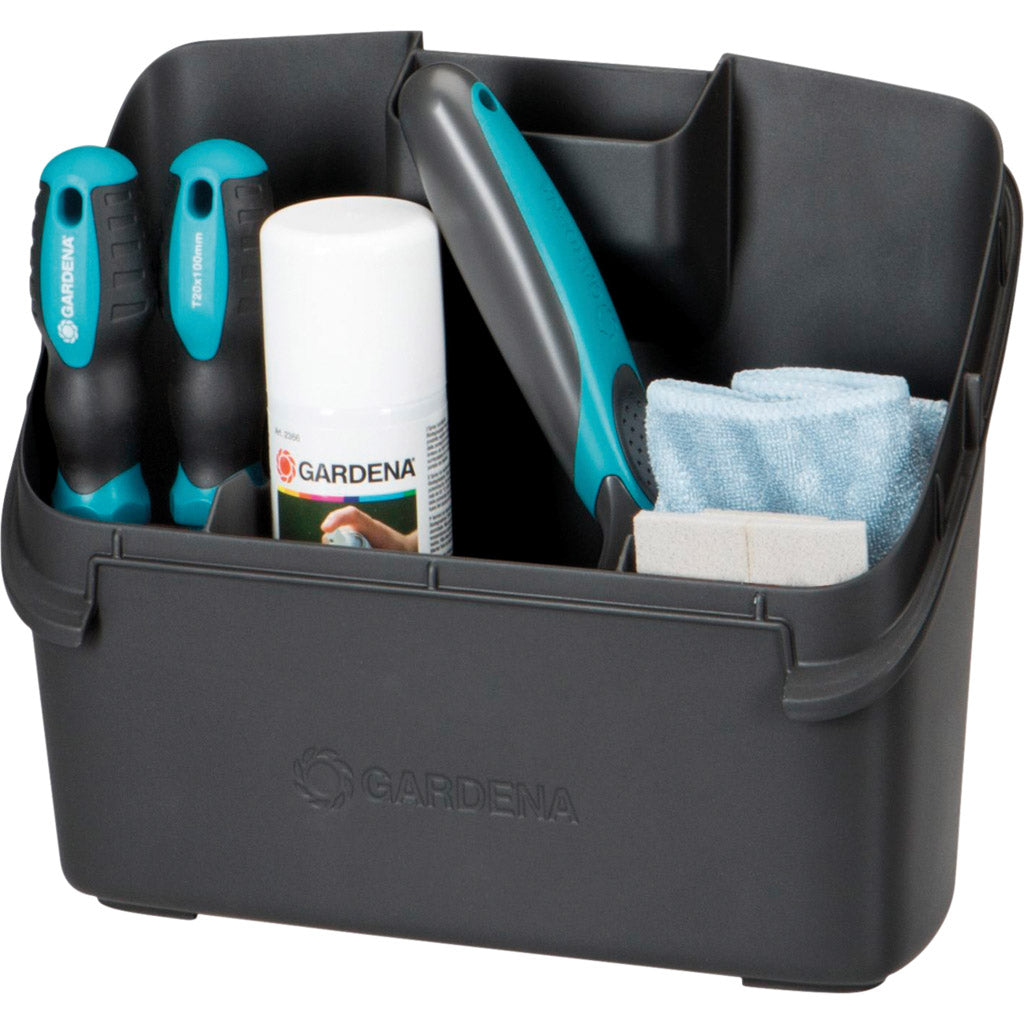 Maintenance and cleaning set
