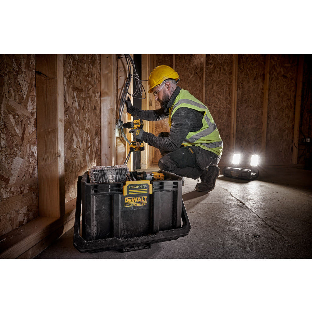 ToughSystem 2.0 DWST08061-1 with integrated LED work lights