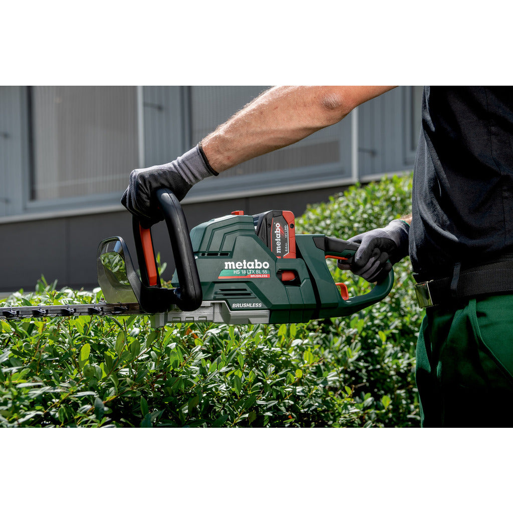 Cordless hedge trimmer HS 18 LTX BL 65 / without battery and charger
