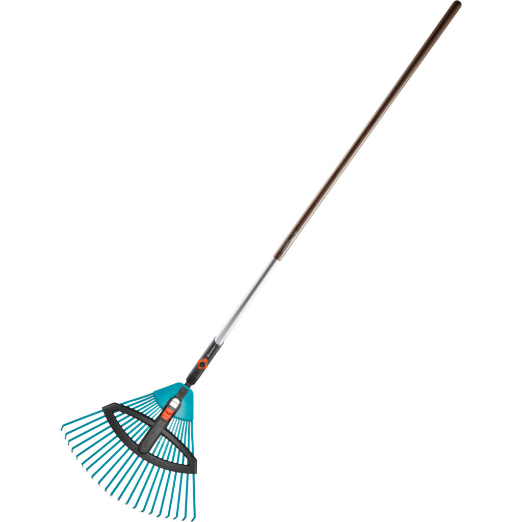 Adjustable broom with handle