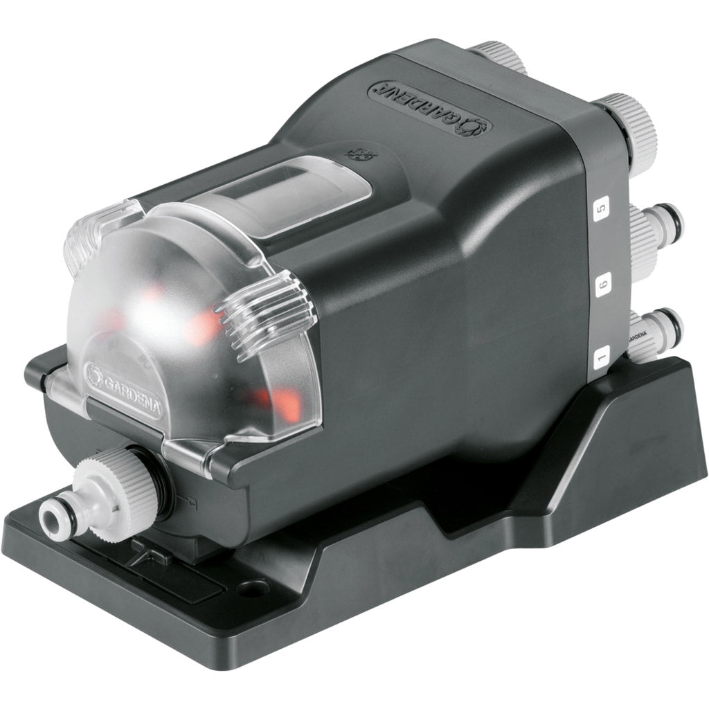 Automatic water distributor