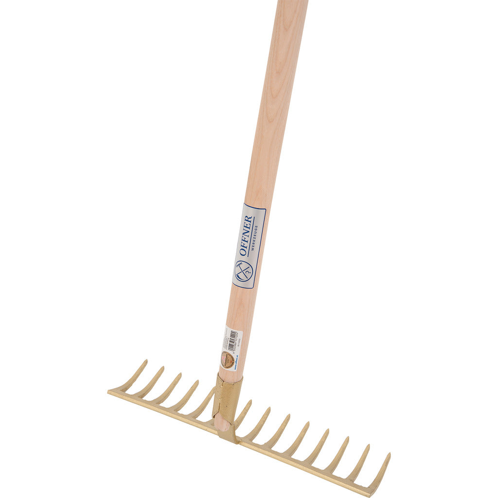 Open garden rake with handle
