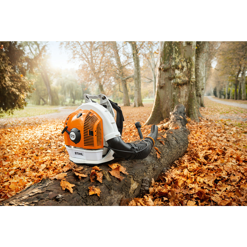 Stihl petrol blower BR 700