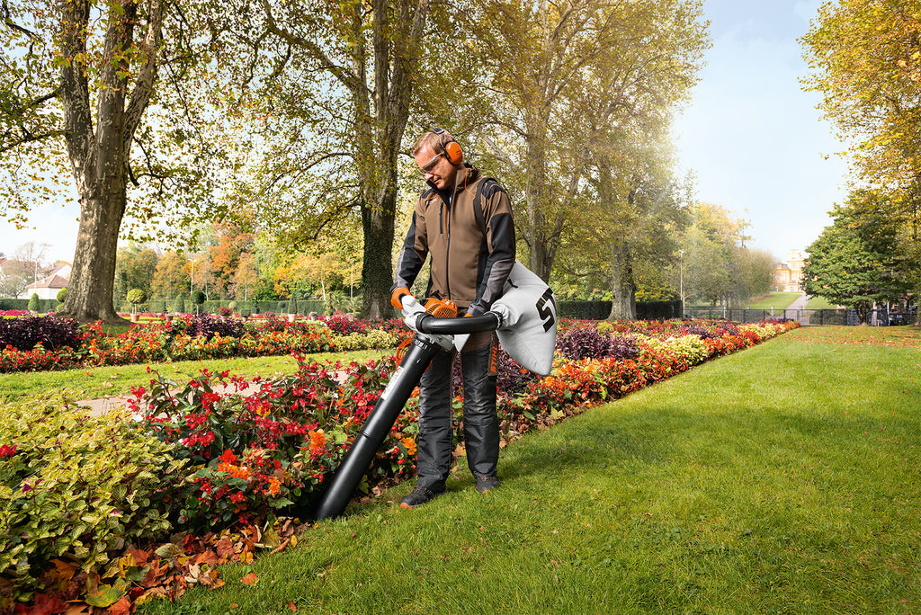 Stihl petrol suction shredder SH 86