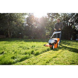 Stihl Akku-Rasenmäher Set RMA 448 PV / mit 2 Akkus AP 300 S und Ladegerät