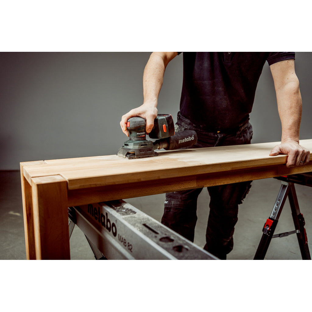 Cordless multi-sander SM 18 LTX BL 18V