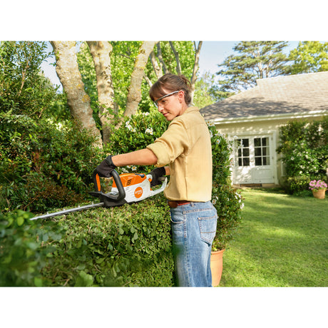 Stihl Akku-Heckenschere HSA 60 / mit Akku AK 20 und Ladegerät AL 101