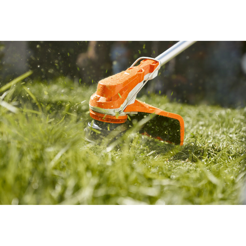 Stihl Akku-Motorsense FSA 60 R / mit Akku AK 20 und Ladegerät AL 101