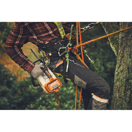 Motosega a batteria Stihl MSA 190 T per la cura degli alberi / senza batteria e caricabatteria