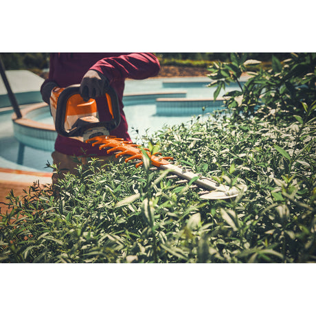 Tagliasiepi a batteria Stihl HSA 140 R / senza batteria e caricabatteria