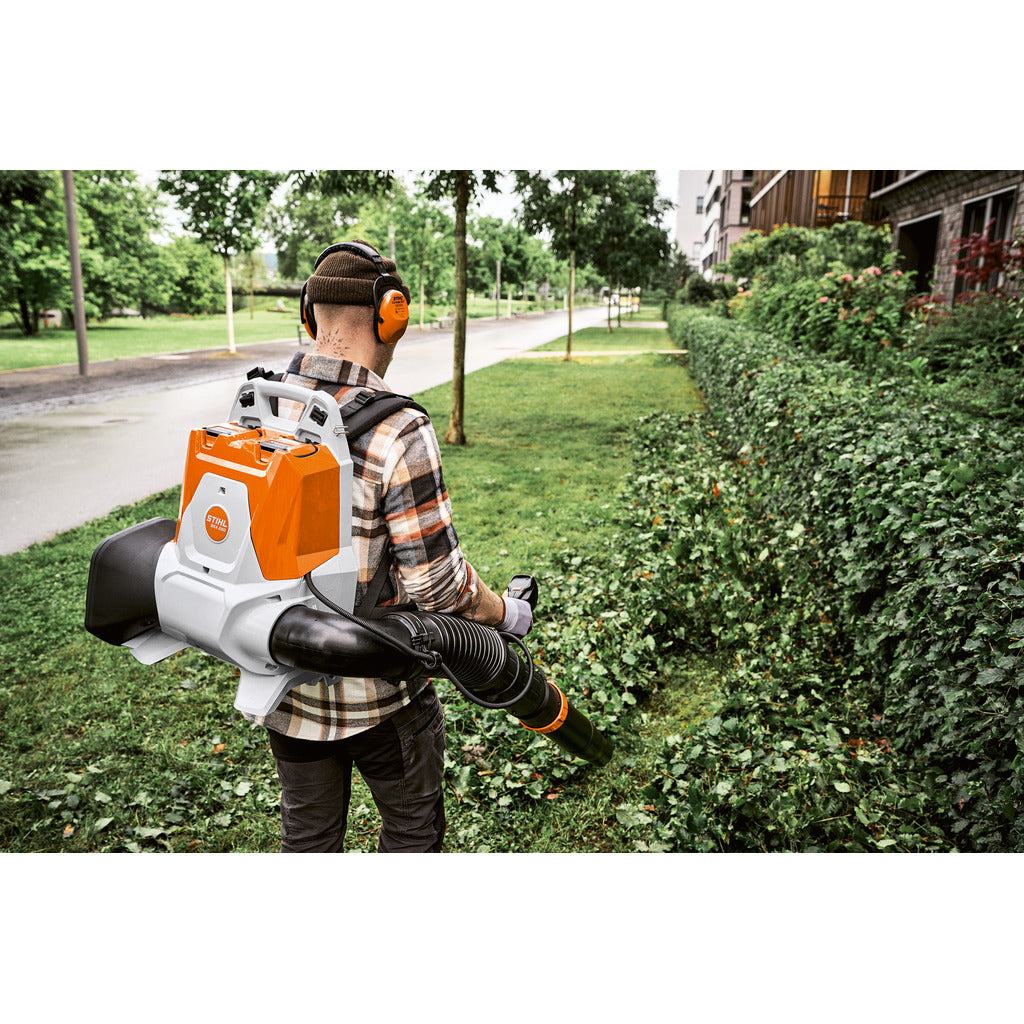 Stihl Akku-Blasgerät BRA 280 B / ohne Akku und Ladegerät
