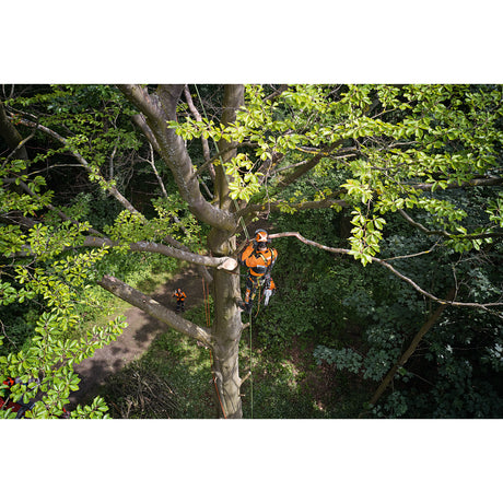 Stihl Akku-Motorsäge MSA 220 TC-O / ohne Akku und Ladegerät